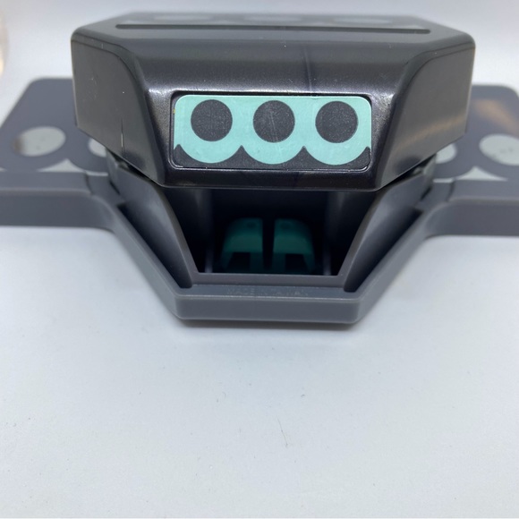 EK Success Tools Edger Punch - Circles - Picture 5 of 6